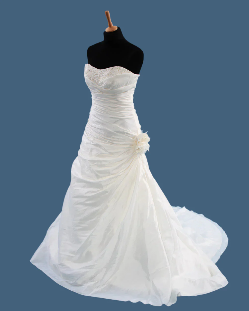 Alexia Couture Ivory A Line Wedding Dress Size 10 - Image 2