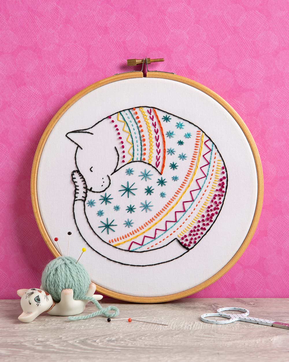 Cat Embroidery Kit Colourful Adult Craft Kit 12+ - Image 4
