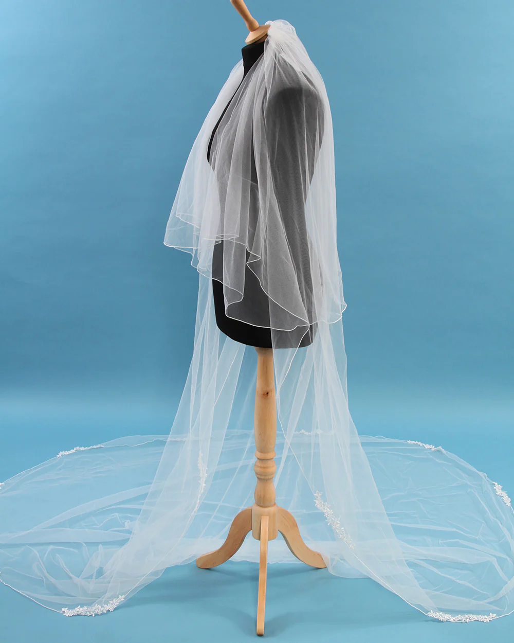 Cathedral Wedding Veil Lacy Floral Motif - Image 7