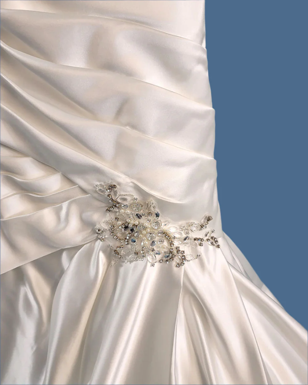 Ivory Fitted Bodice Wedding Dress Size 10 - Image 5