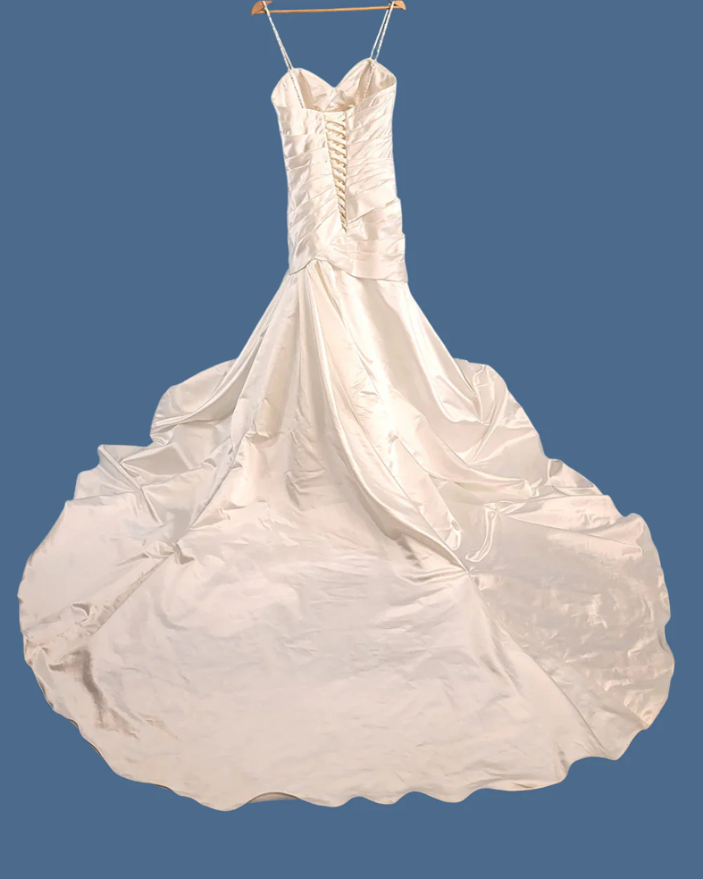 Ivory Fitted Bodice Wedding Dress Size 10 - Image 7