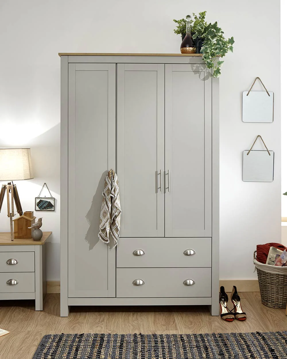 Lancaster 3 Door 2 Drawer Wardrobe Grey - Image 2