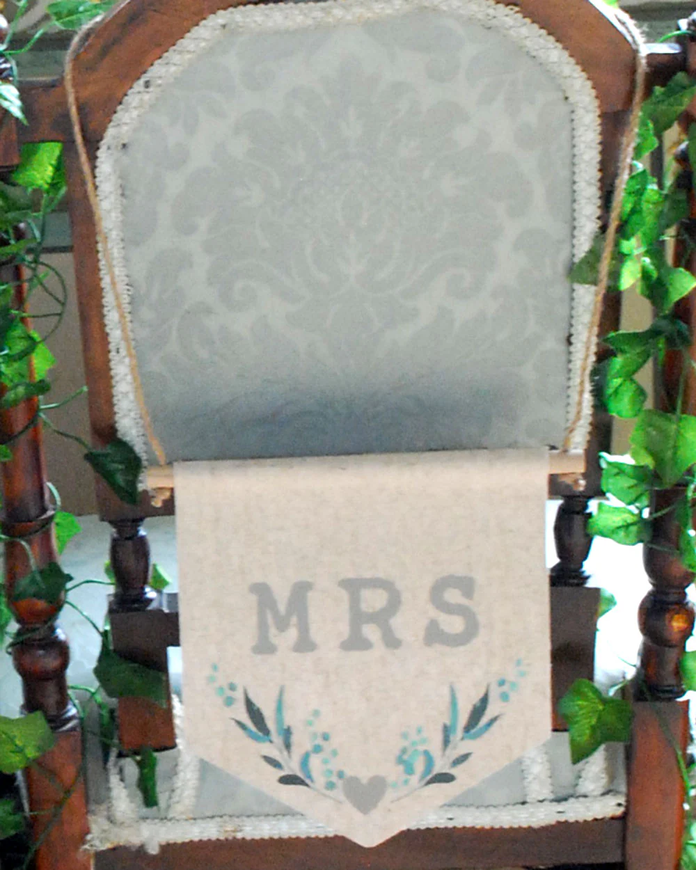 Mr & Mrs Wedding Chair Signs Leaf Print - Image 6