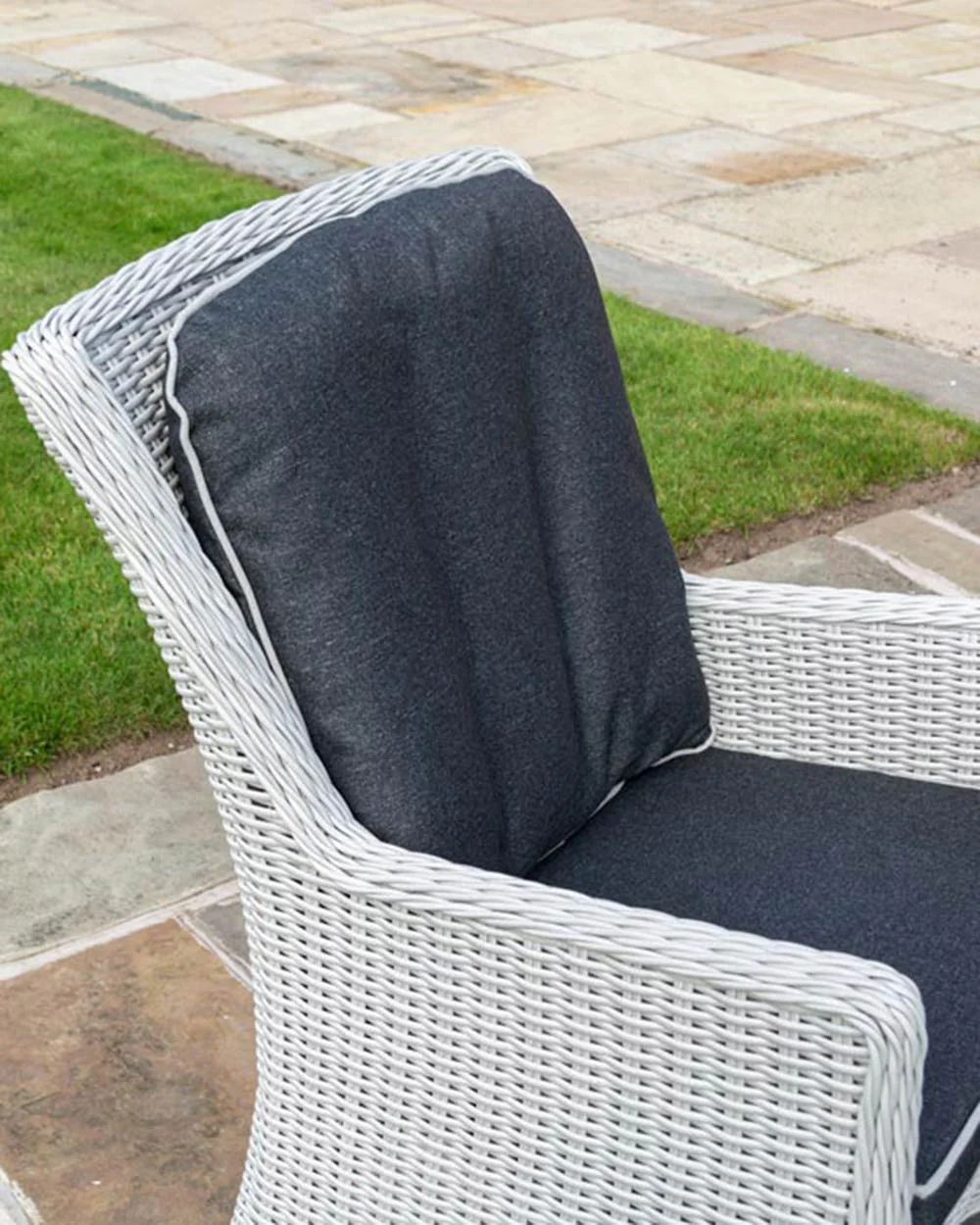 Rattan Garden Bistro Set Rowlinson Prestbury Grey - Image 7