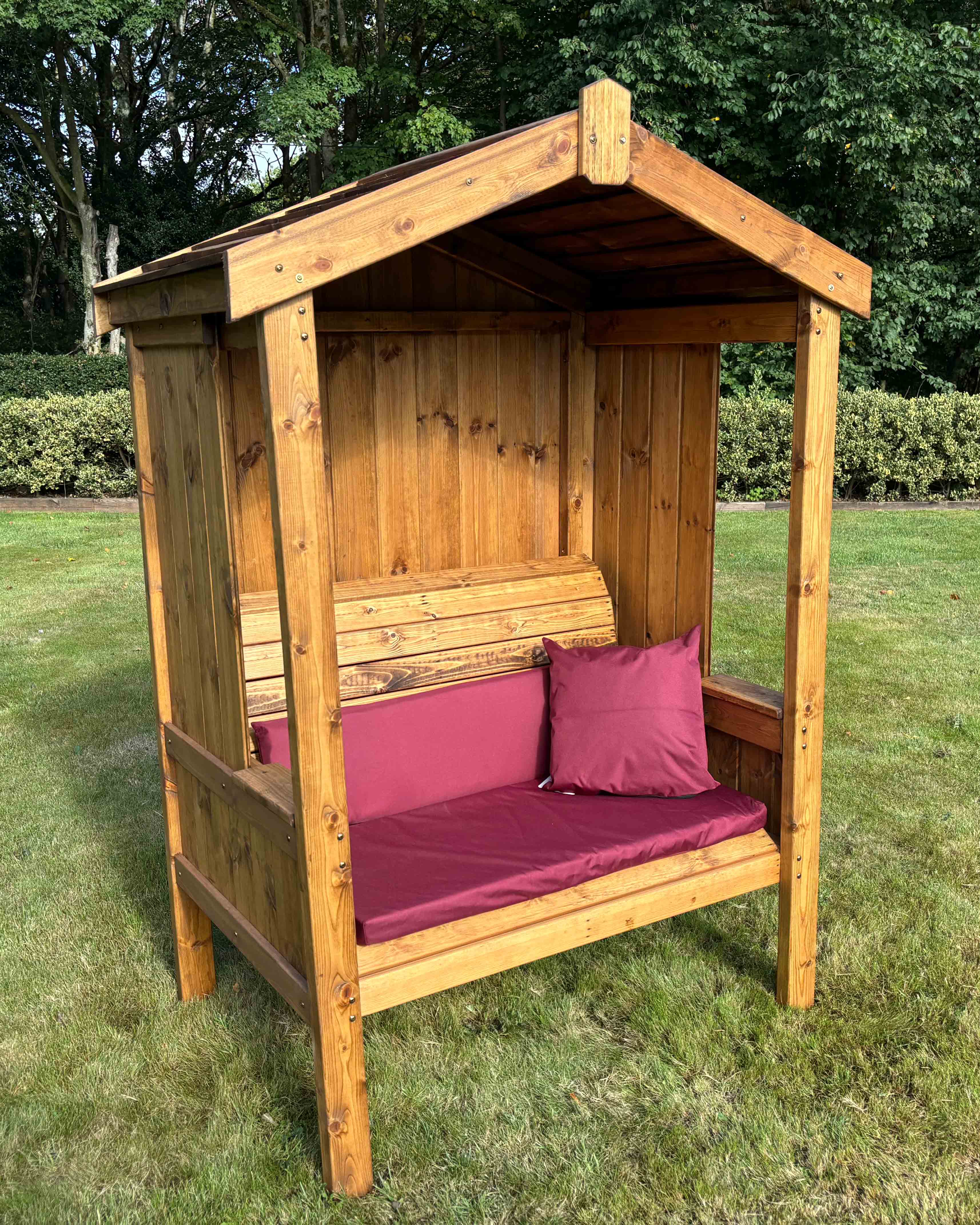 Charles Taylor Two Seater Imperial Arbour Burgundy Cushion HB321B Set